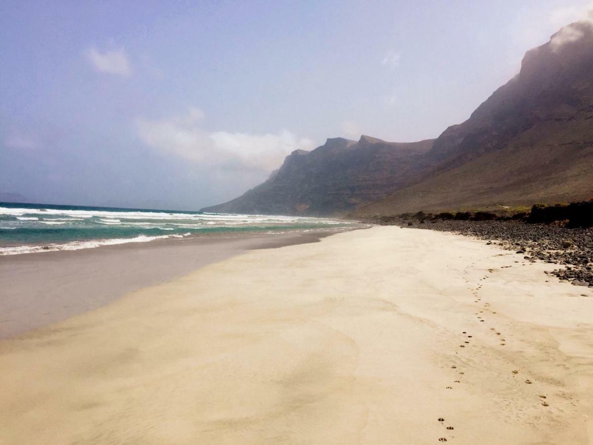 Fcg20, Famara Beach Kültér fotó